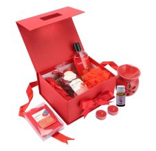 BodyHerbals Strawberry Bath & Body Care Gift Set For Women And Men, Set Of 7 Pcs