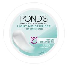 POND’S Light Moisturiser With Vitamin E & Glycerine, For Non Oily Fresh Feel, 50ml